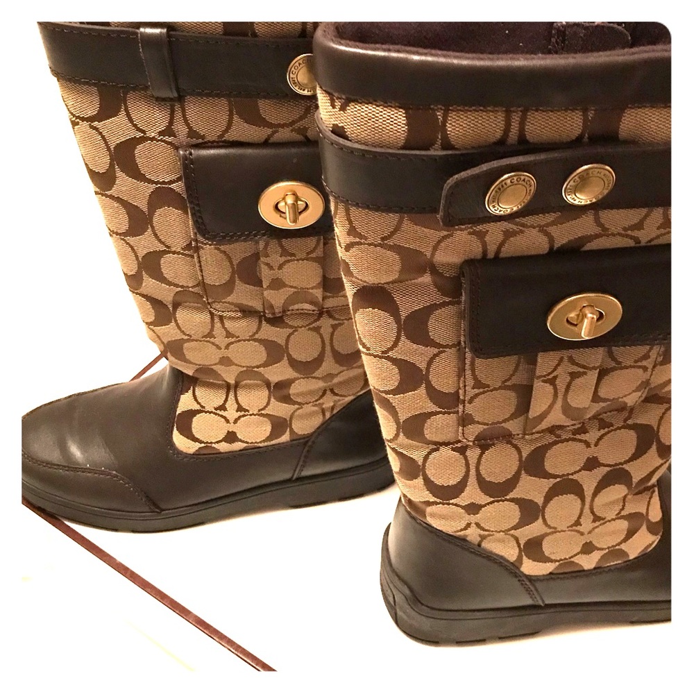 Coach boots